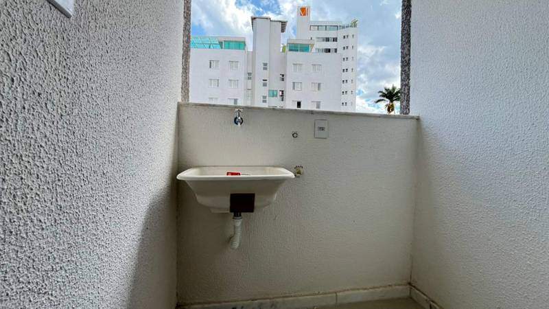 Apartamento à venda no Itapoã: 