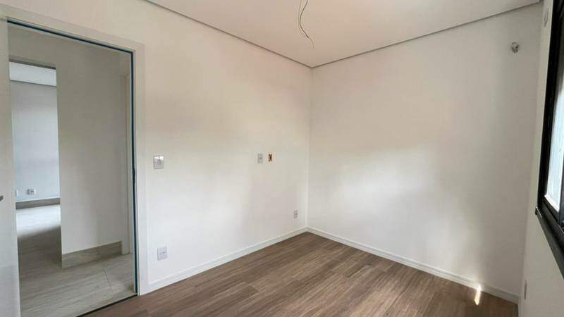 Apartamento à venda no Itapoã: 
