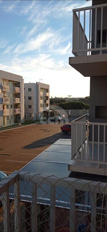 Apartamento à venda no Uvaranas: 