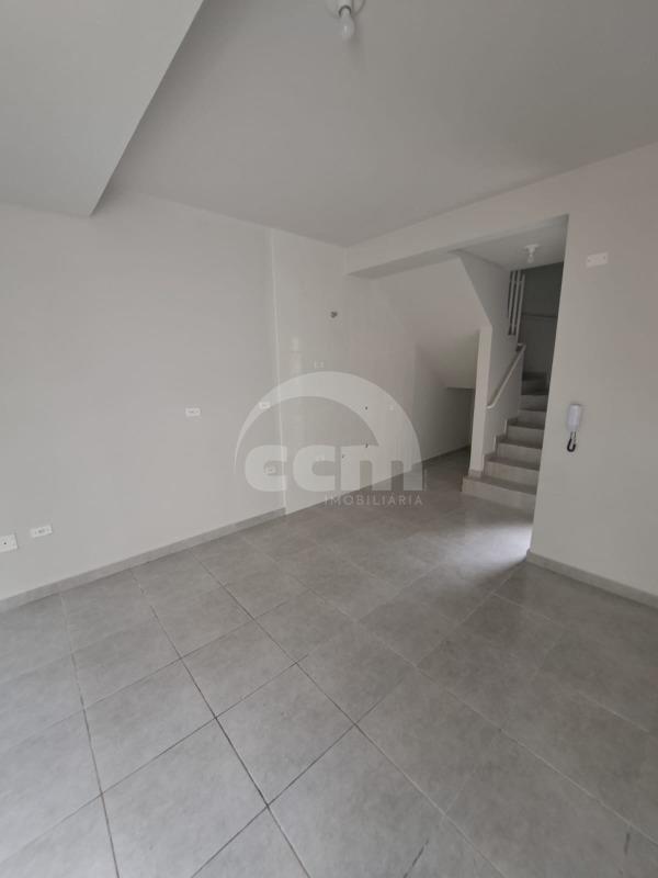 Sobrado à venda no Uvaranas: 