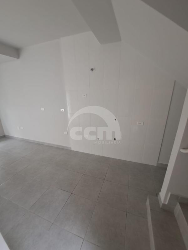 Sobrado à venda no Uvaranas: 