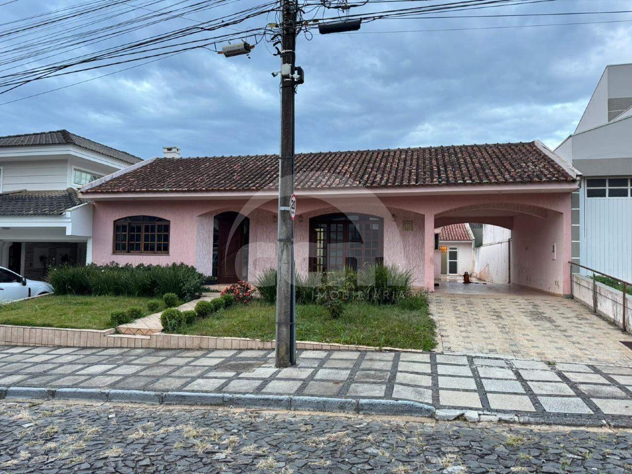 Casa à venda no Orfãs: 
