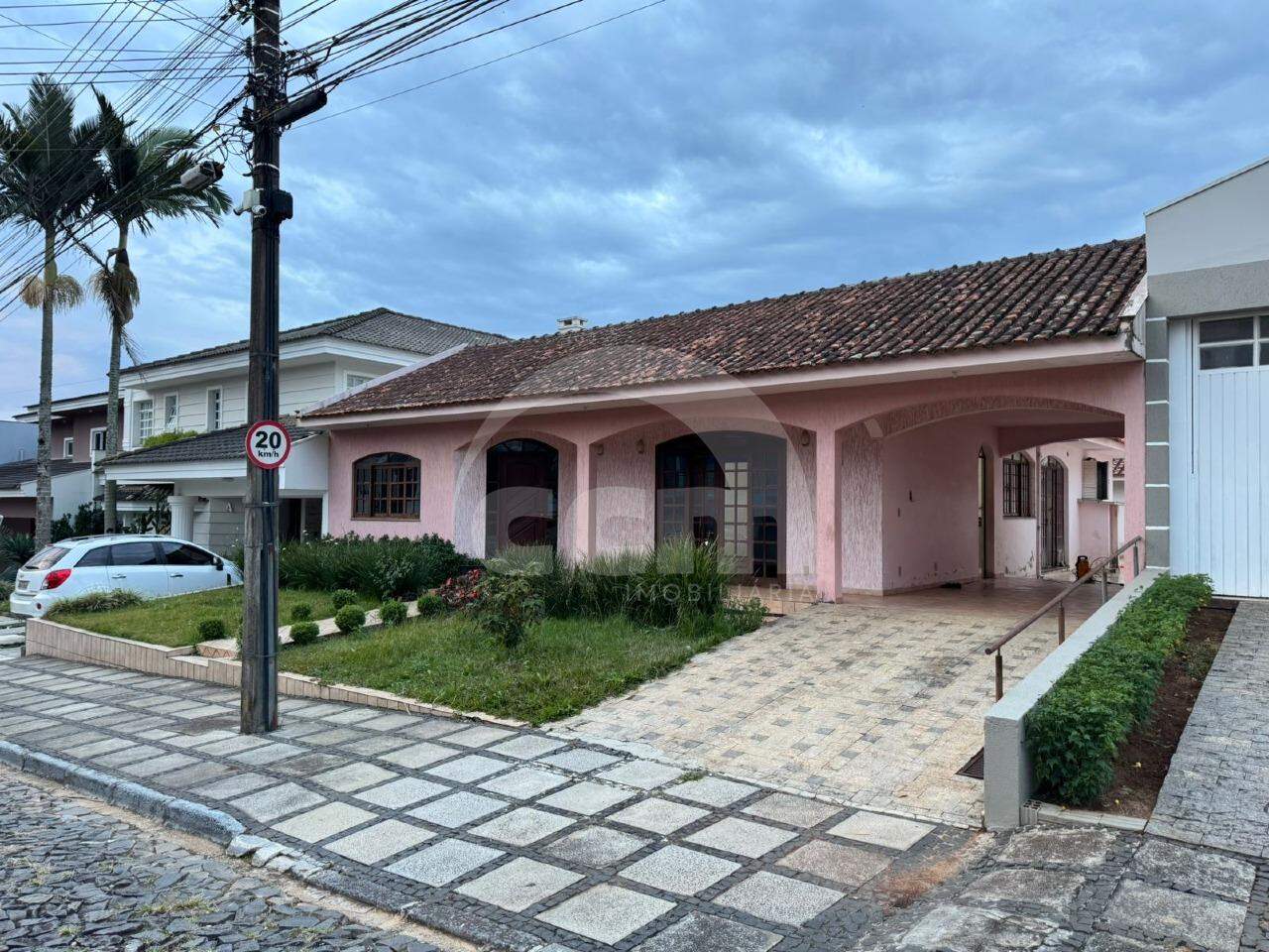 Casa à venda no Orfãs: 