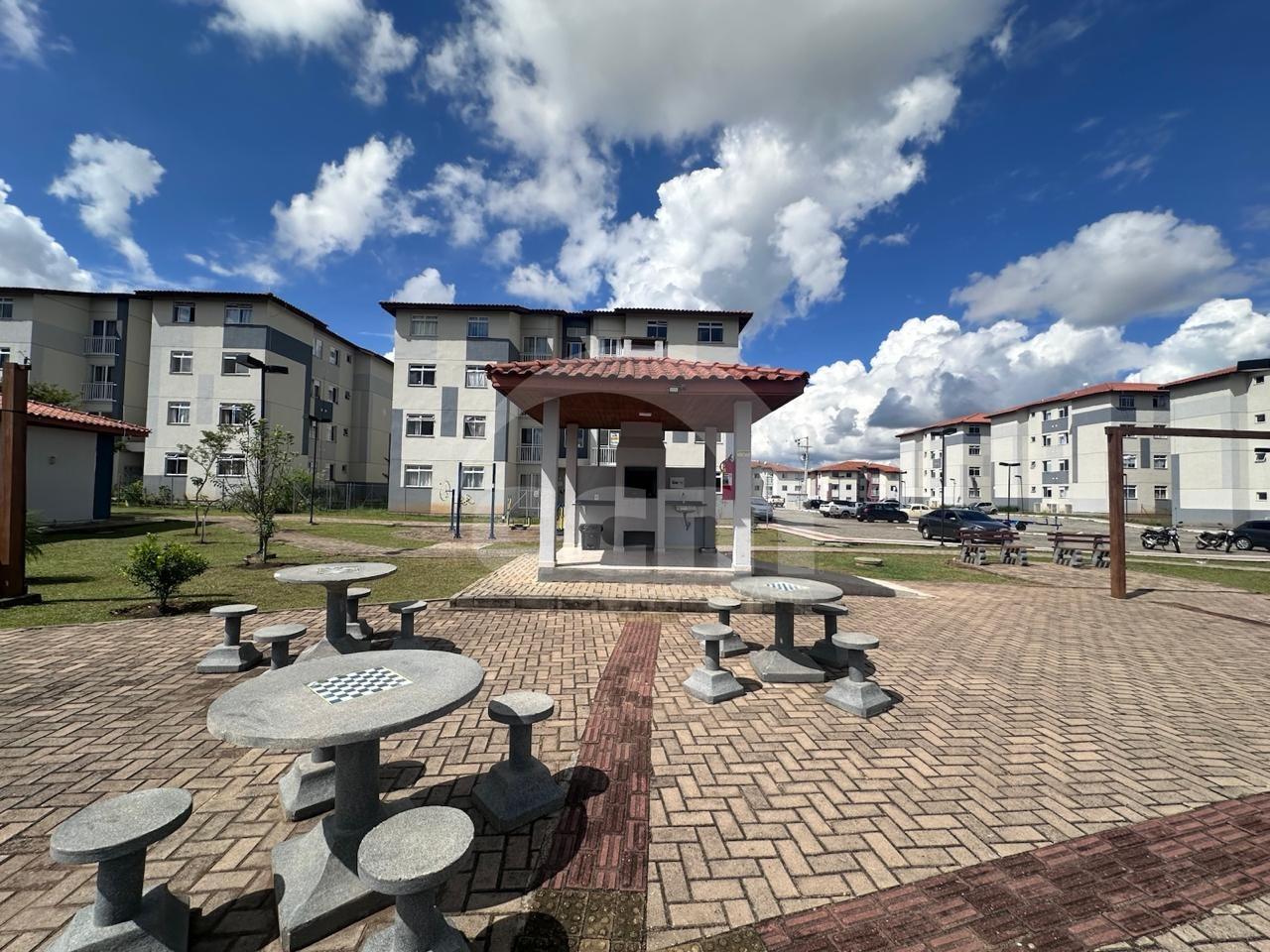 Apartamento à venda no Uvaranas: 