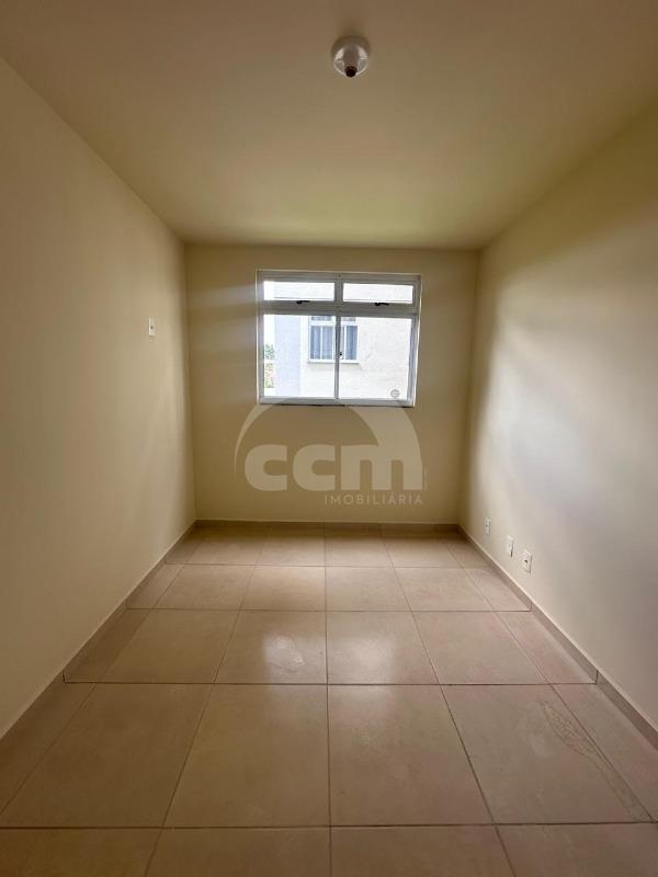 Apartamento à venda no Uvaranas: 