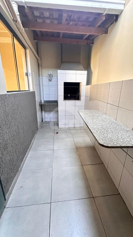 Sobrado à venda no Orfãs: 