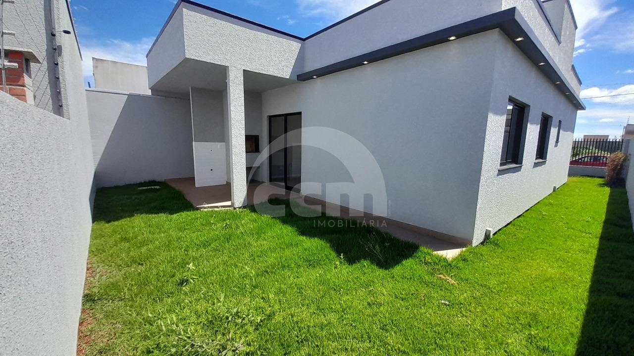 Casa à venda no Le parc: Quintal Fundos