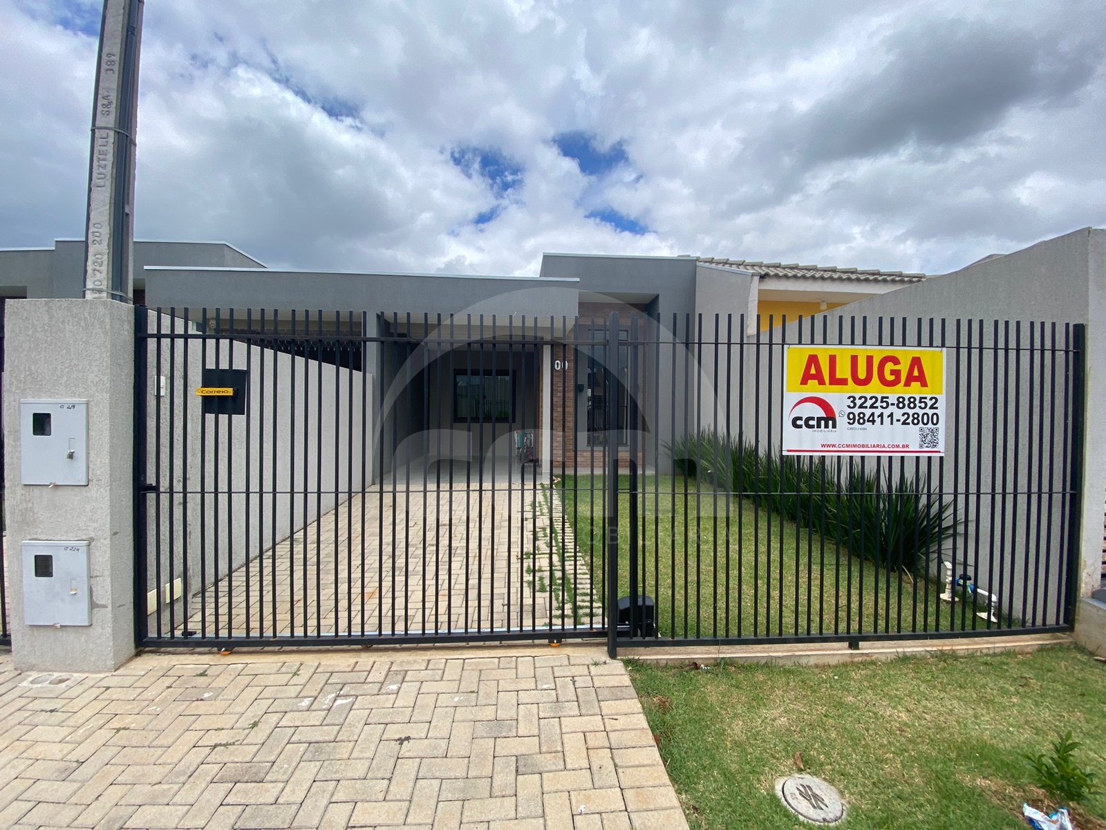 Casa à venda no Cará-cará: 