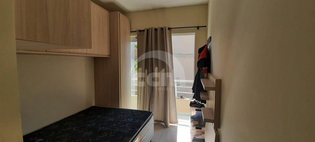 Apartamento à venda no Uvaranas: Quarto 1