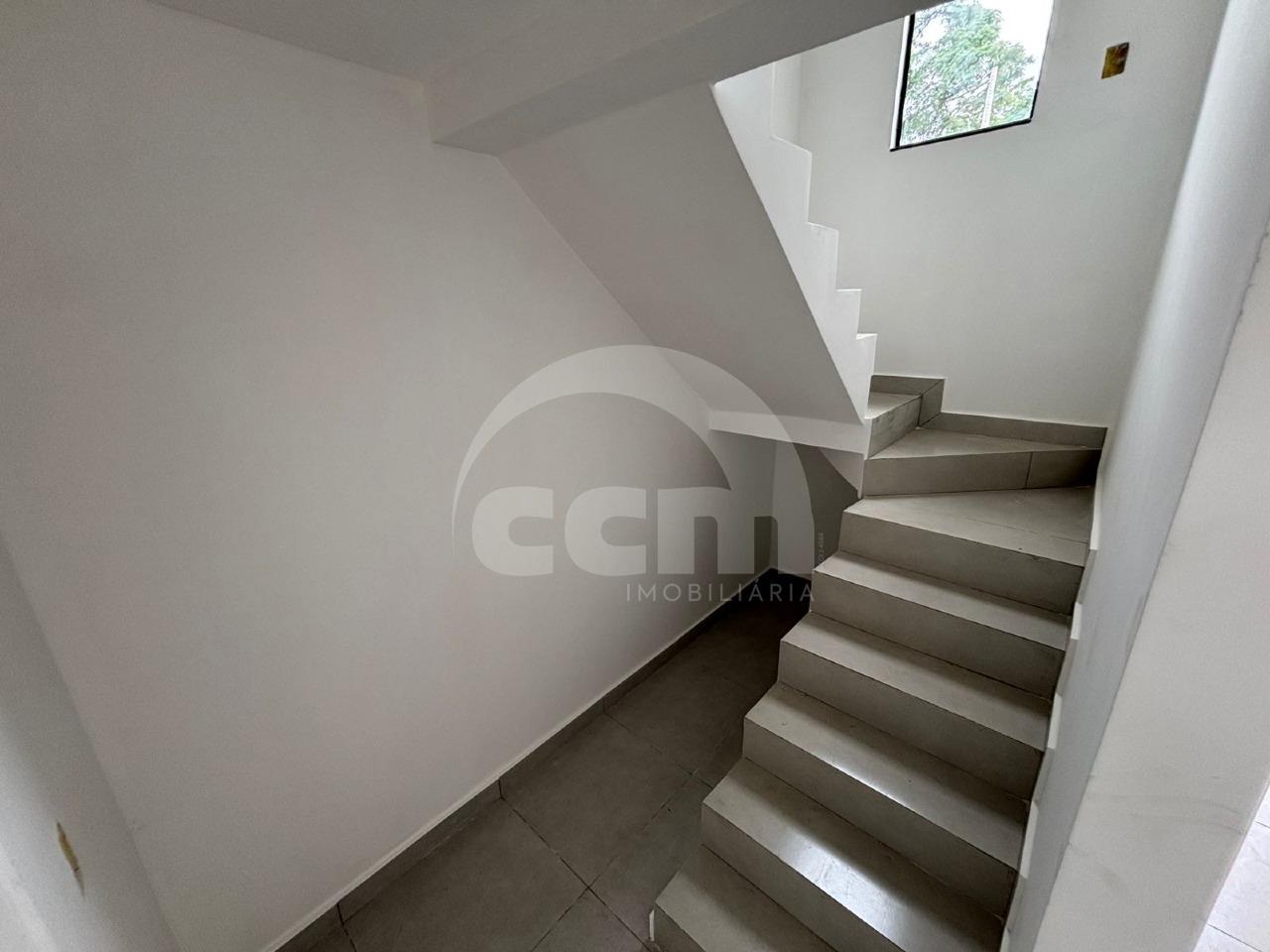 Sobrado à venda no OLARIAS: 