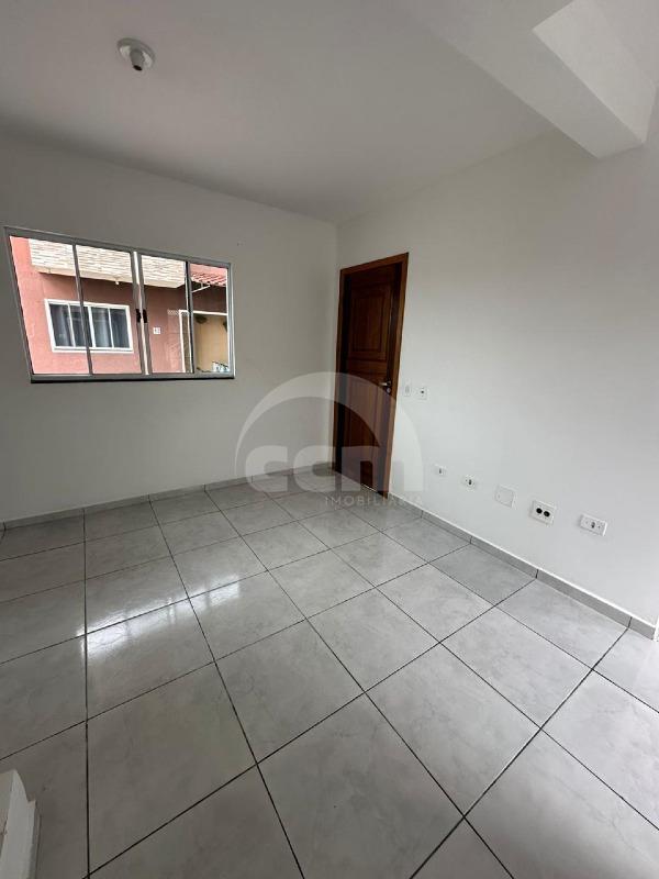 Sobrado à venda no Uvaranas: 