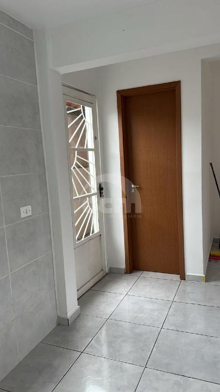 Sobrado à venda no Uvaranas: 