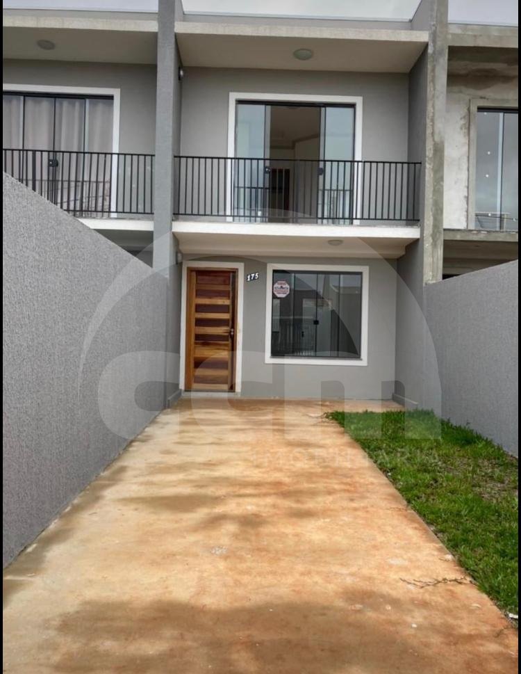 Sobrado à venda no Cará-cará: 