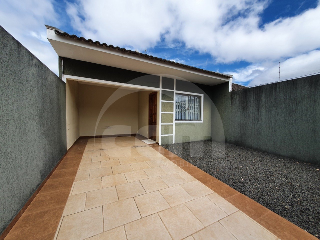 Casa à venda no Nova Rússia: 