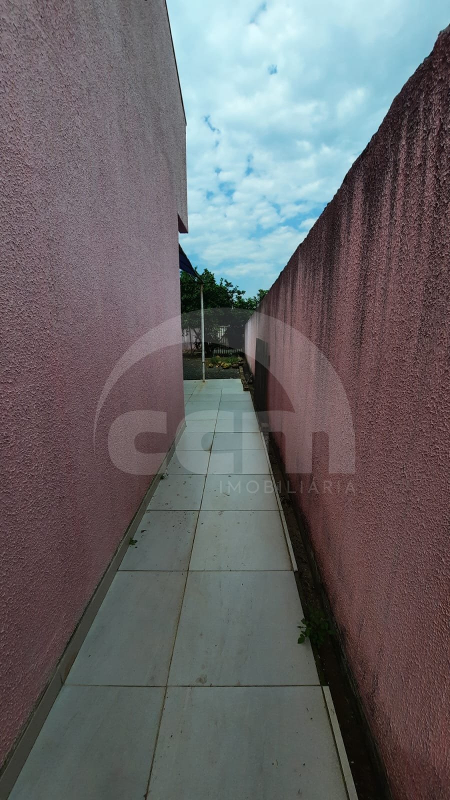 Casa à venda no Cará-cará: 