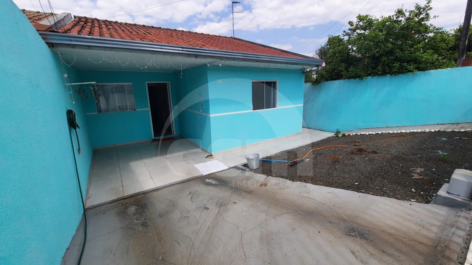 Casa à venda no Cará-cará: 