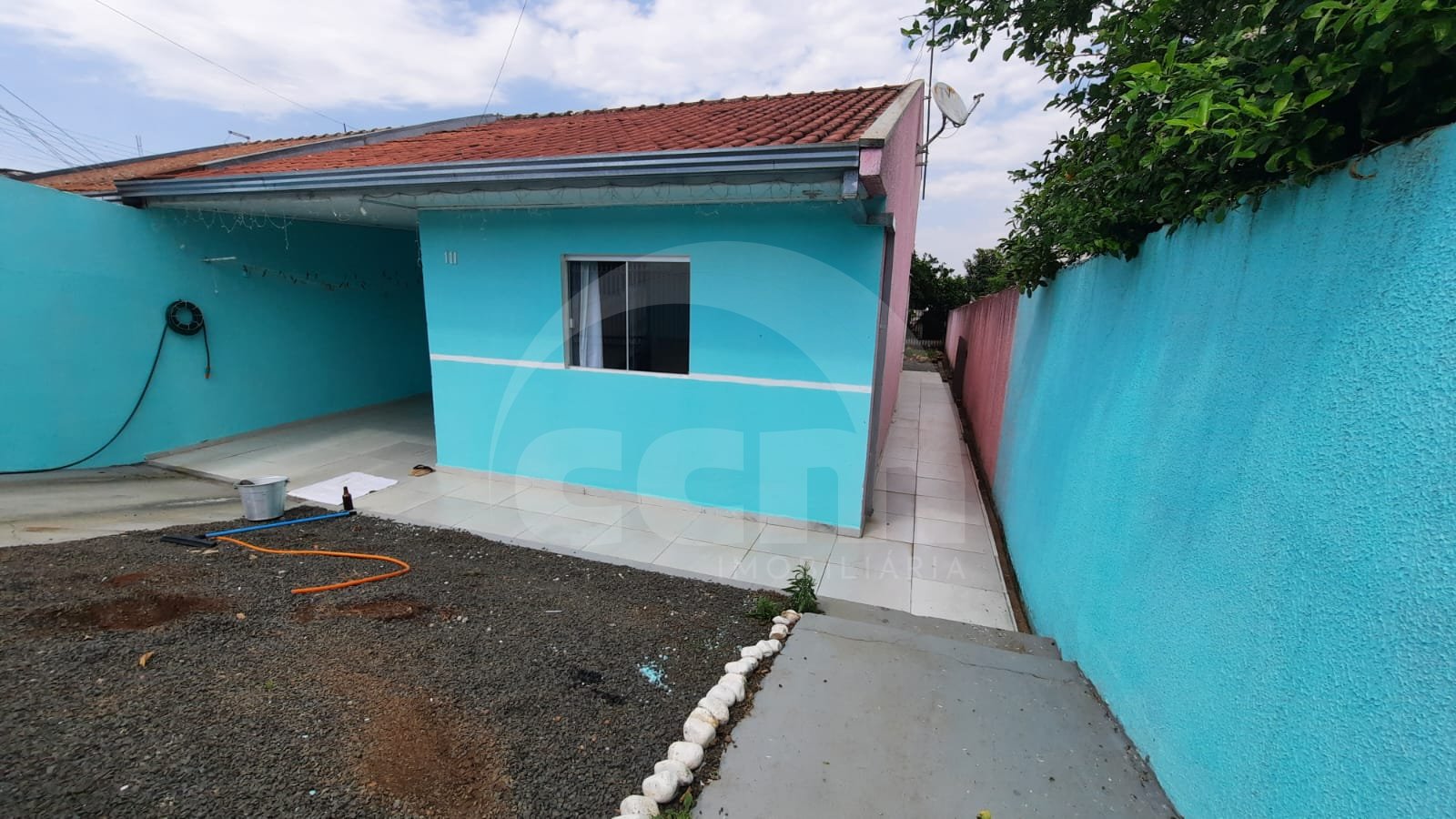 Casa à venda no Cará-cará: 