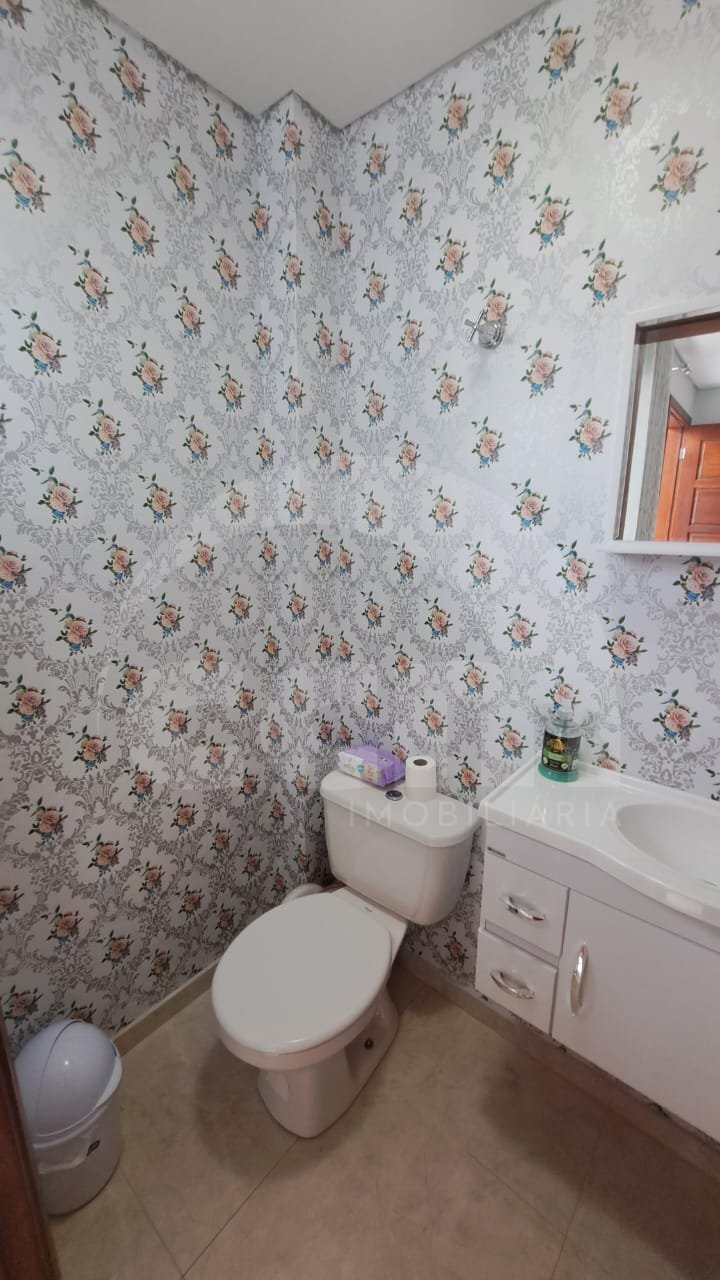 Sobrado à venda no Neves: 