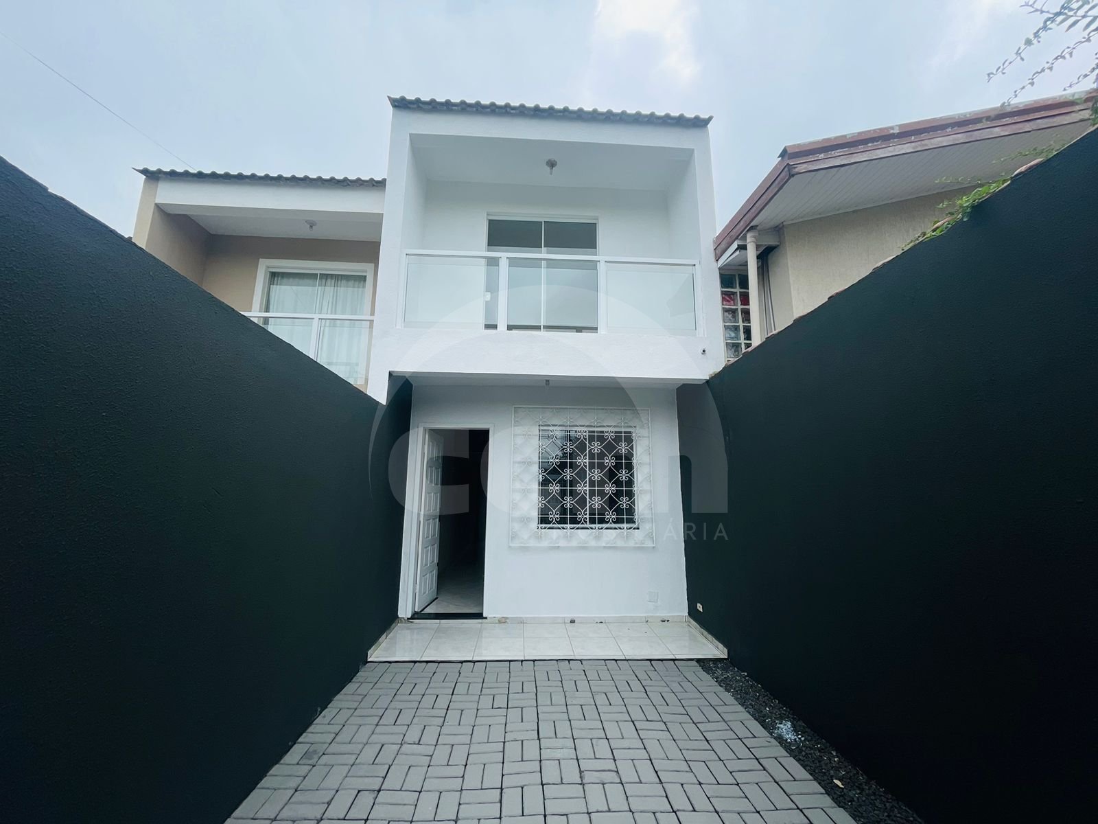 Sobrado à venda no Neves: 