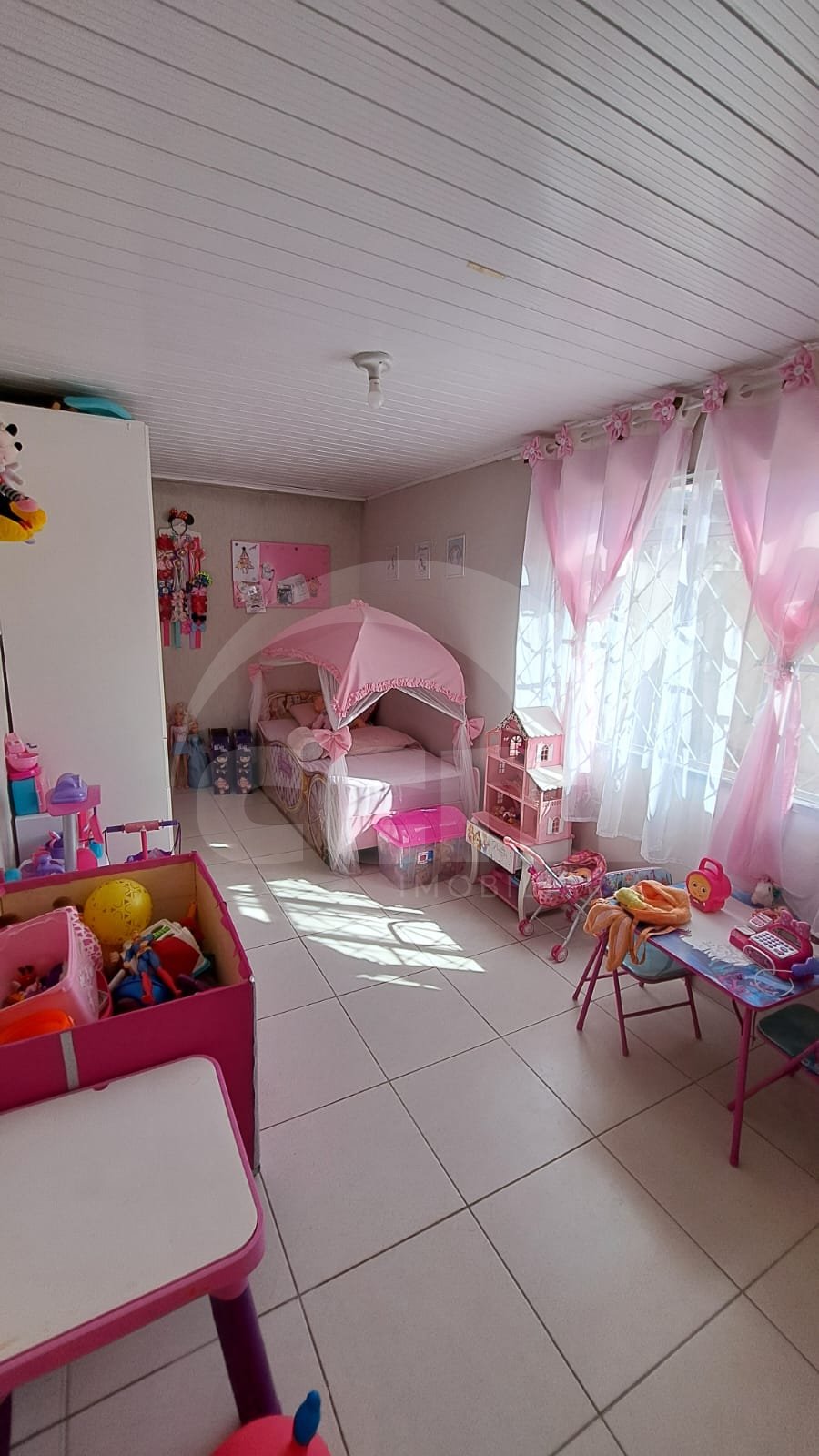 Casa à venda no Colônia Dona Luíza: 