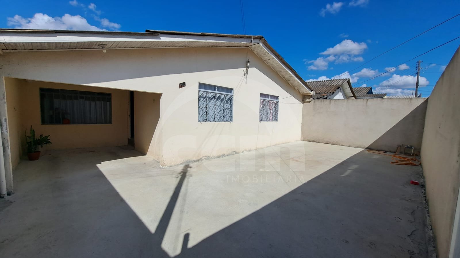 Casa à venda no Colônia Dona Luíza: 