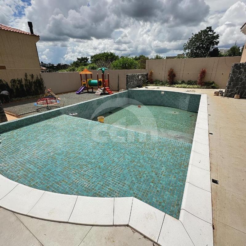 Casa em condomínio à venda no Colônia Dona Luíza: 