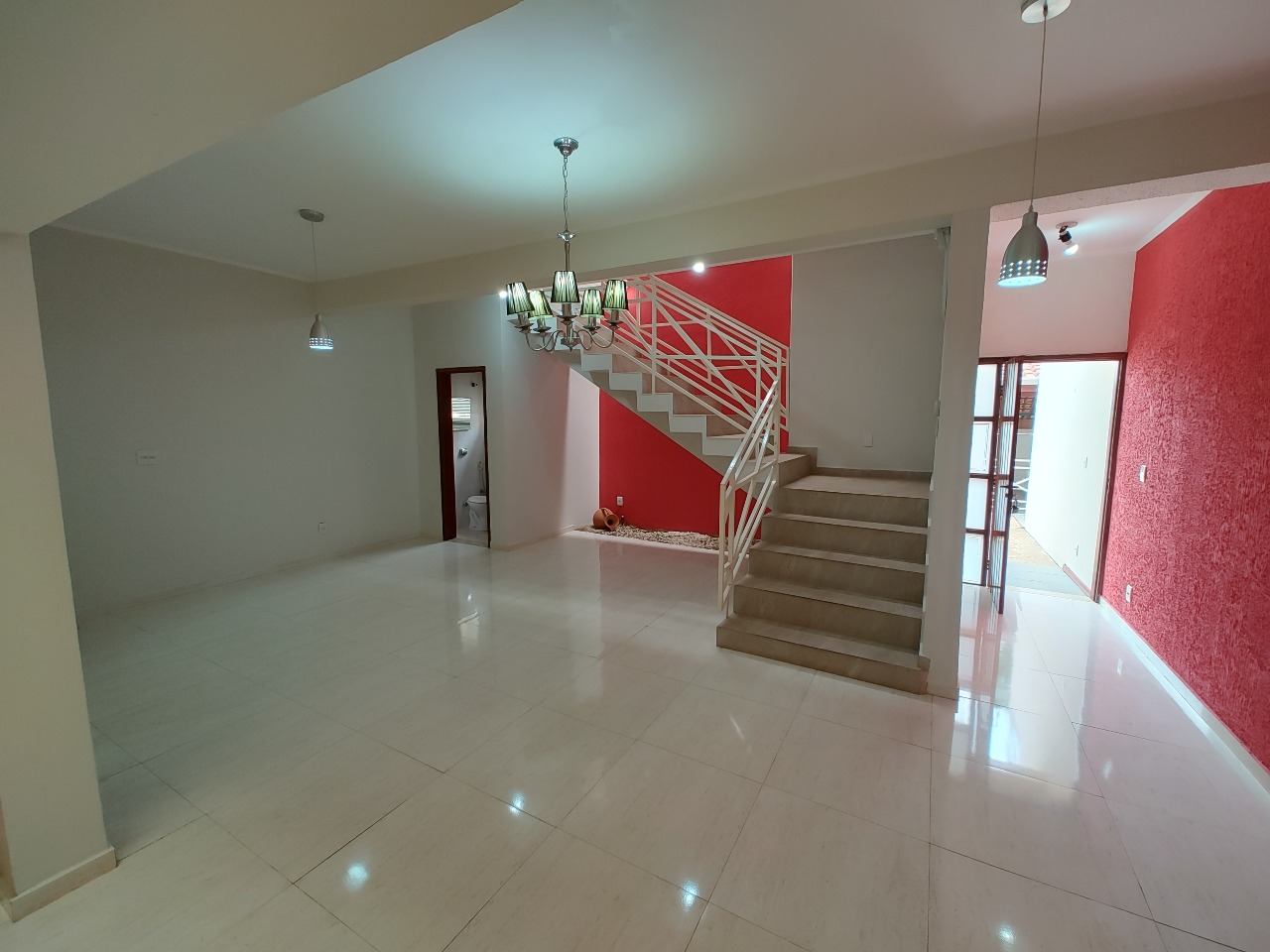 Casa à venda no Jardim 31 de Março: 