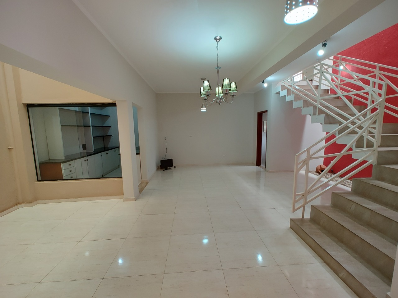 Casa à venda no Jardim 31 de Março: 