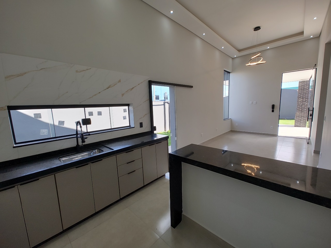 Casa à venda no Parque Jardim Murayama: 