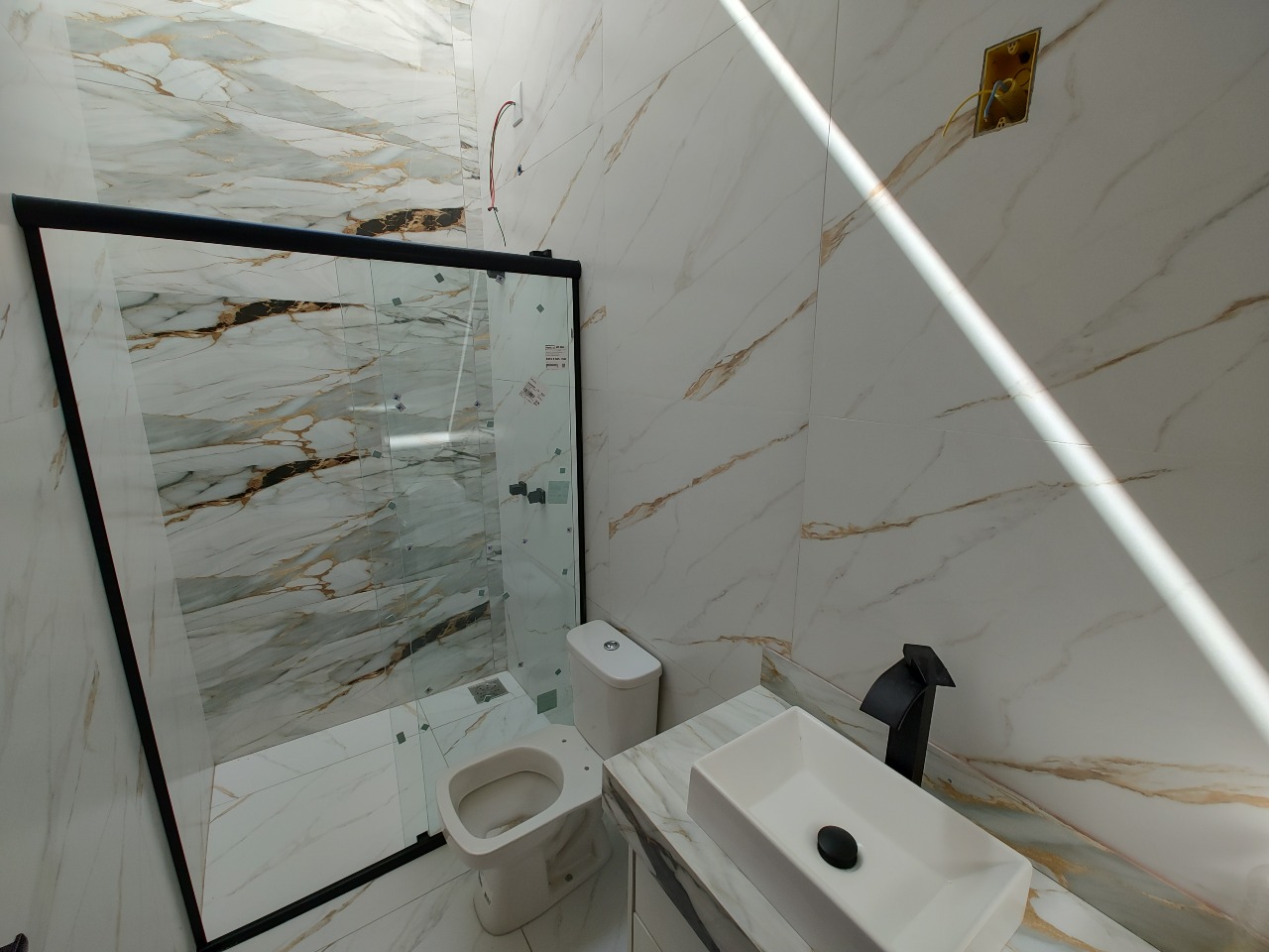 Casa à venda no Parque Jardim Murayama: 