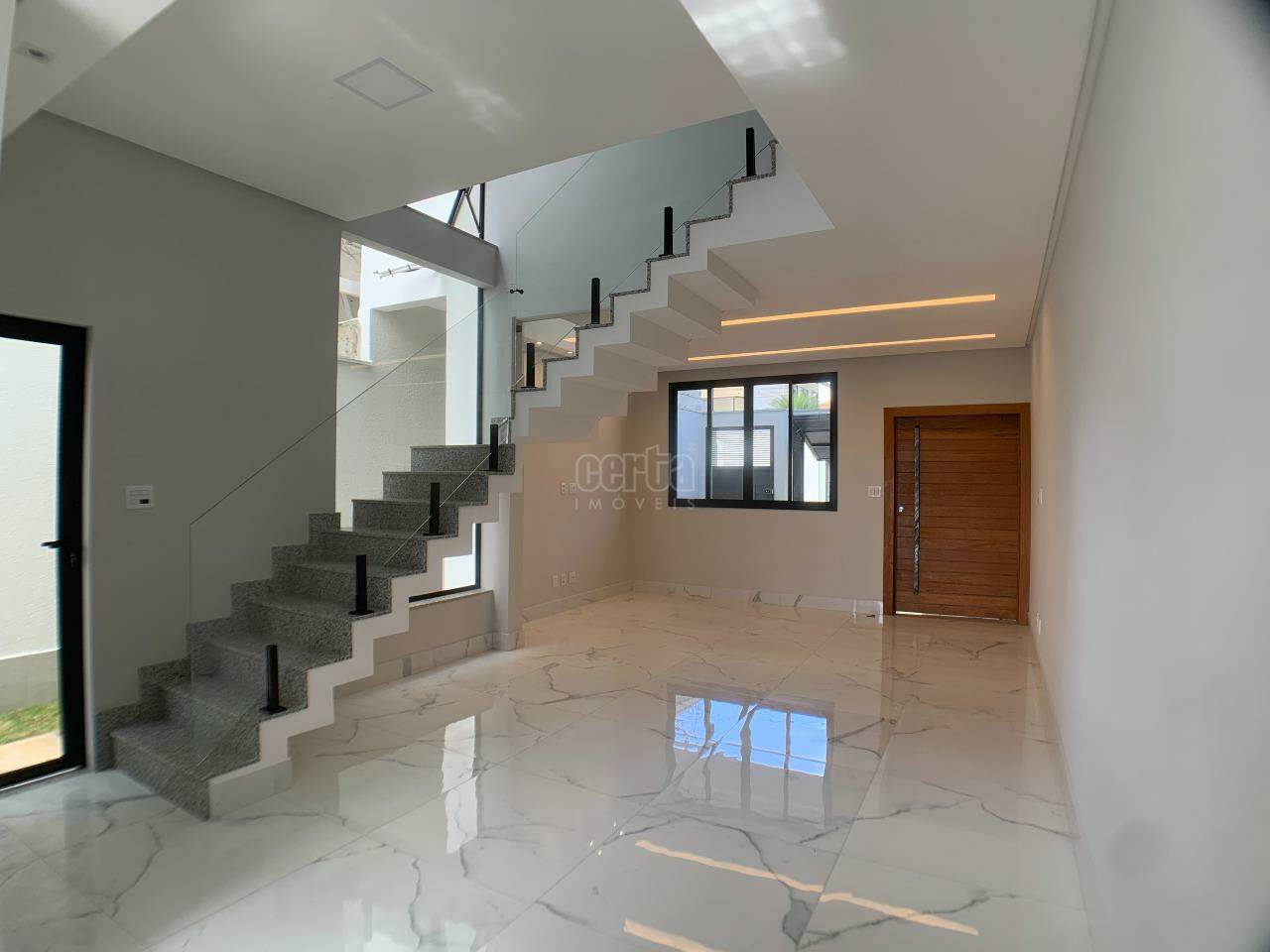 Imagem: Casa à venda, 3 quartos, 1 suíte, 2 vagas, Iguaçu - Ipatinga/MG