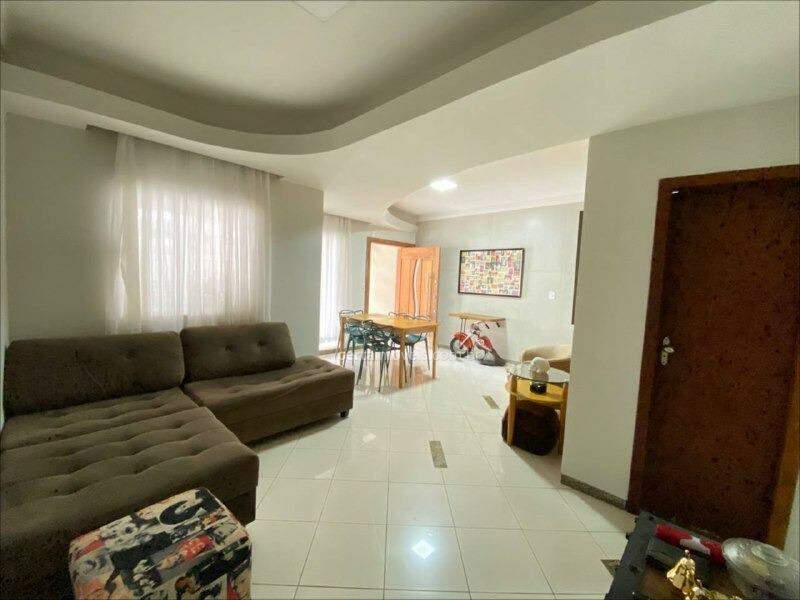 Imagem: Apartamento à venda, 6 quartos, 1 suíte, 2 vagas, Nossa Senhora das Graças - Governador Valadares/MG
