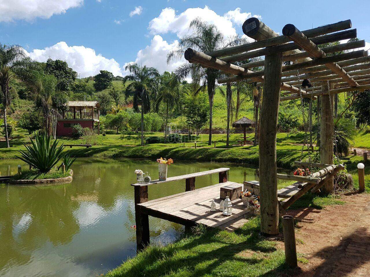 Imagem: Chácara à venda, Condomínio Vivendas dos Lagos - Iapú/MG