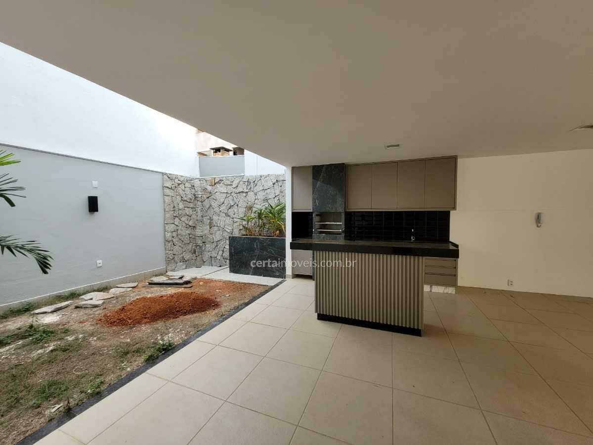 Imagem: Casa à venda, 3 quartos, 1 suíte, 3 vagas, Lagoa Santa - Governador Valadares/MG