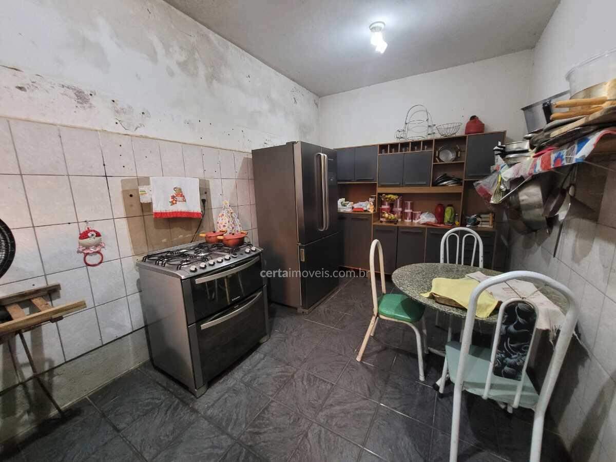 Imagem: Casa à venda, 3 quartos, 3 vagas, Santa Rita - Governador Valadares/MG
