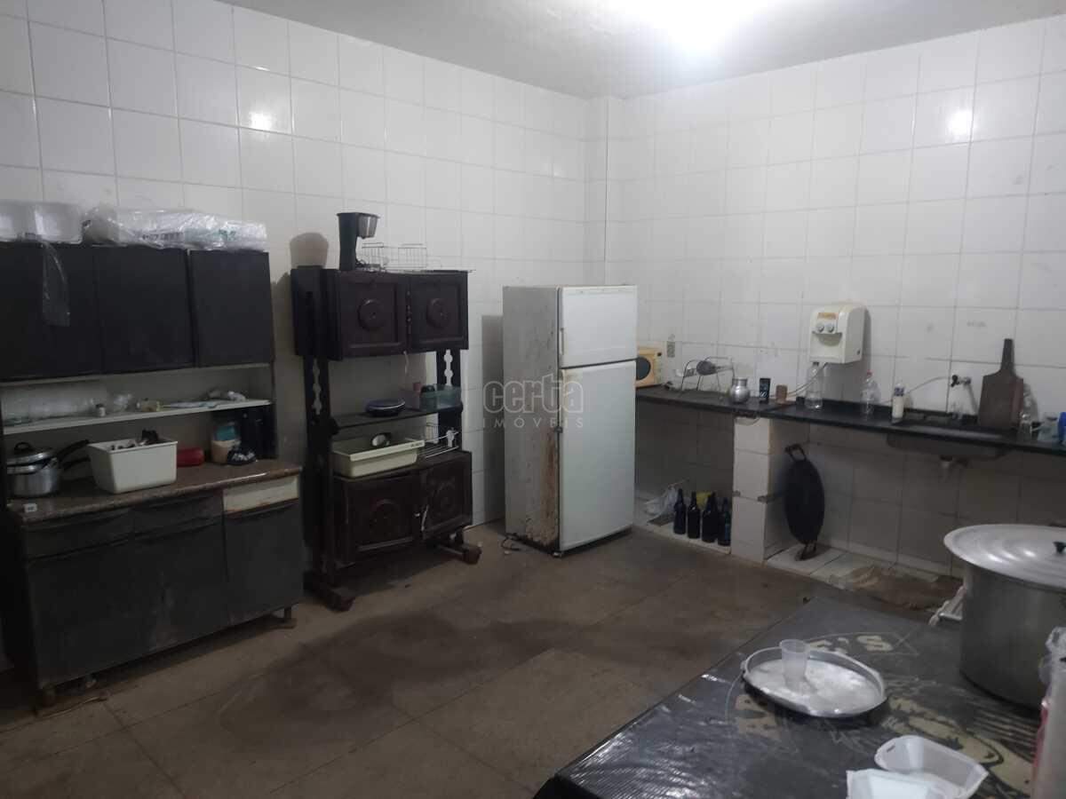 Imagem: Galpão à venda, Santa Rita - Governador Valadares/MG