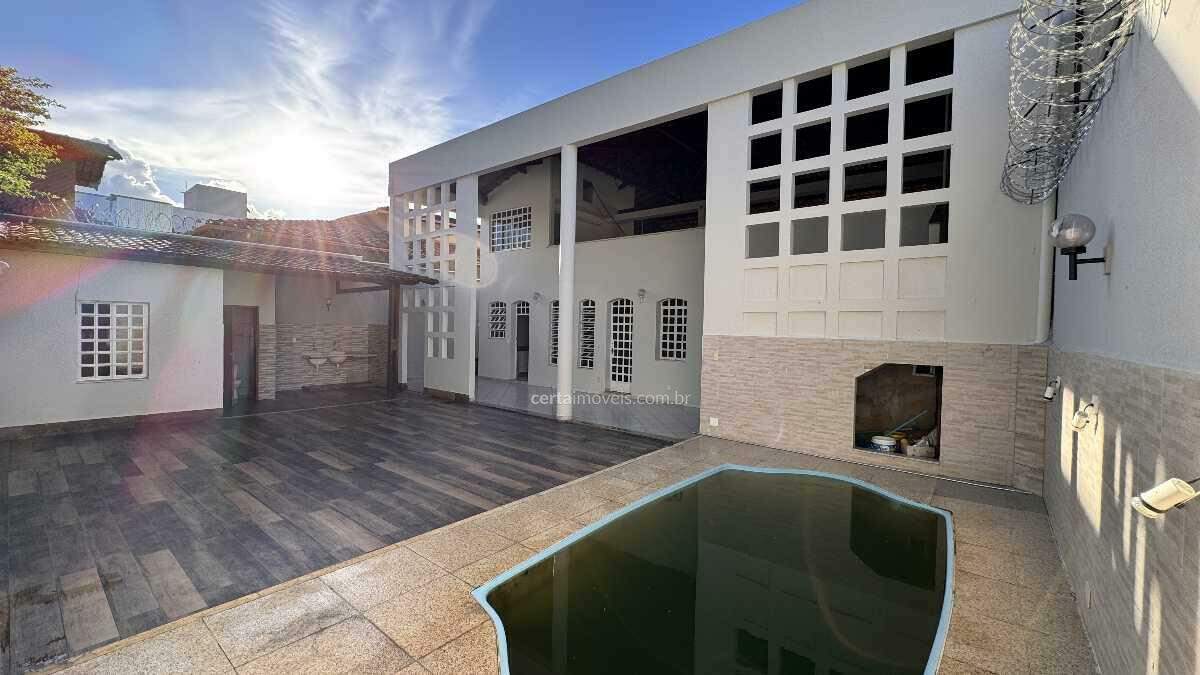 Imagem: Casa à venda, 3 quartos, 2 suítes, 2 vagas, Nossa Senhora das Graças - Governador Valadares/MG