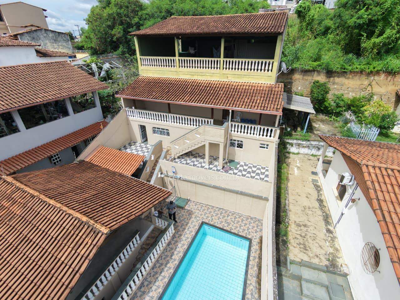 Imagem: Casa à venda, 4 quartos, 1 suíte, 2 vagas, Grã Duquesa - Governador Valadares/MG