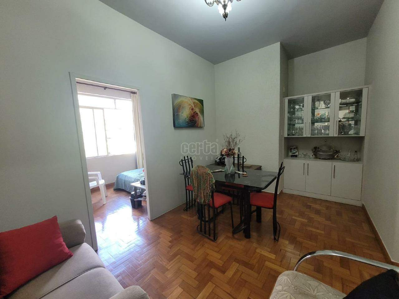Imagem: Apartamento à venda, 4 quartos, Centro - Governador Valadares/MG