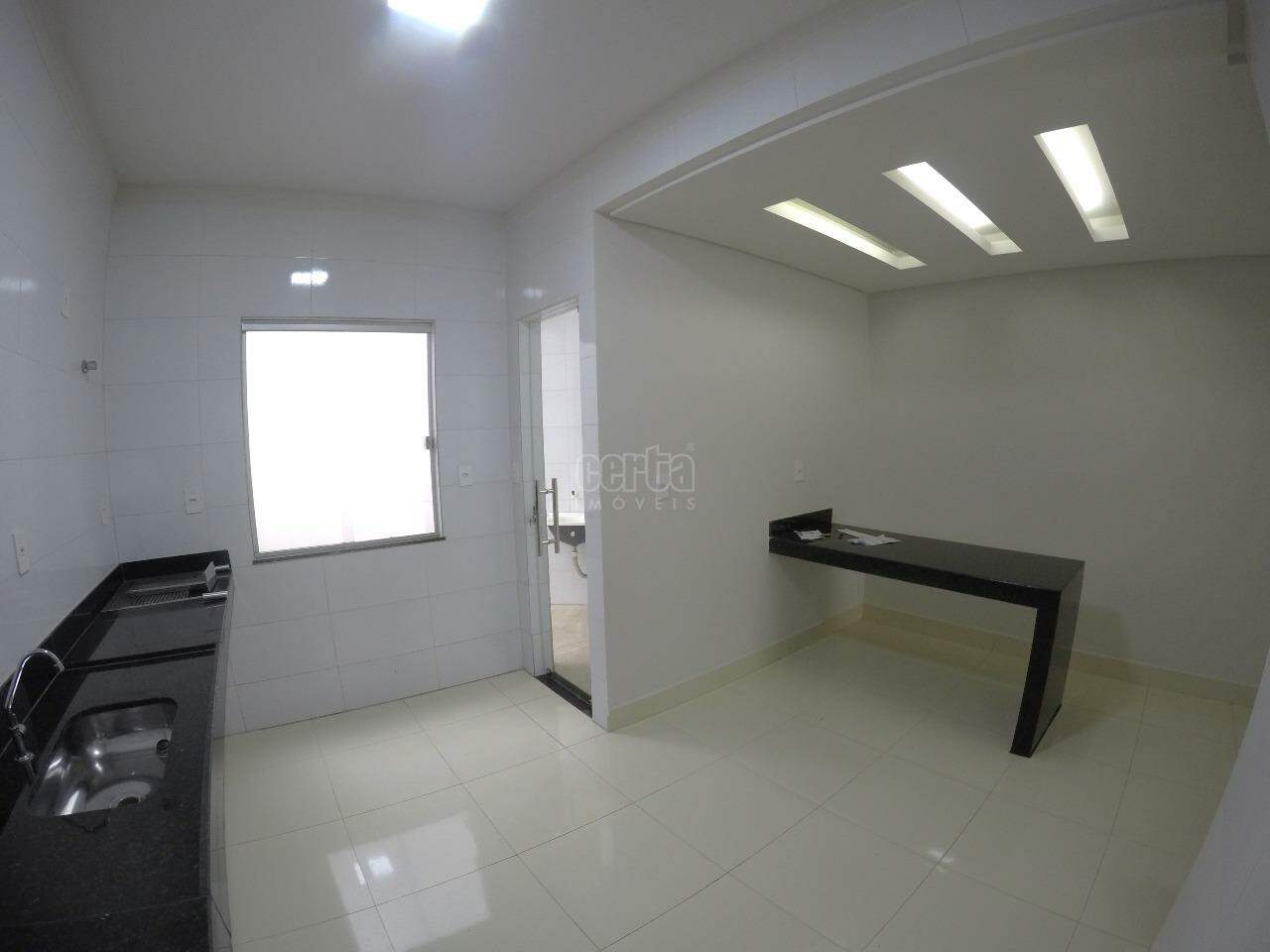 Imagem: Casa à venda, 3 quartos, 1 suíte, 1 vaga, Castanheiras II - Governador Valadares/MG