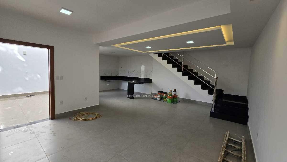 Imagem: Casa à venda, 3 quartos, 1 suíte, 2 vagas, Cidade Nova - Governador Valadares/MG