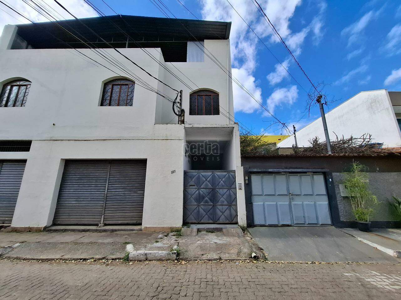 Imagem: Apartamento para aluguel, 3 quartos, 1 suíte, 1 vaga, Ilha dos Araújos - Governador Valadares/MG