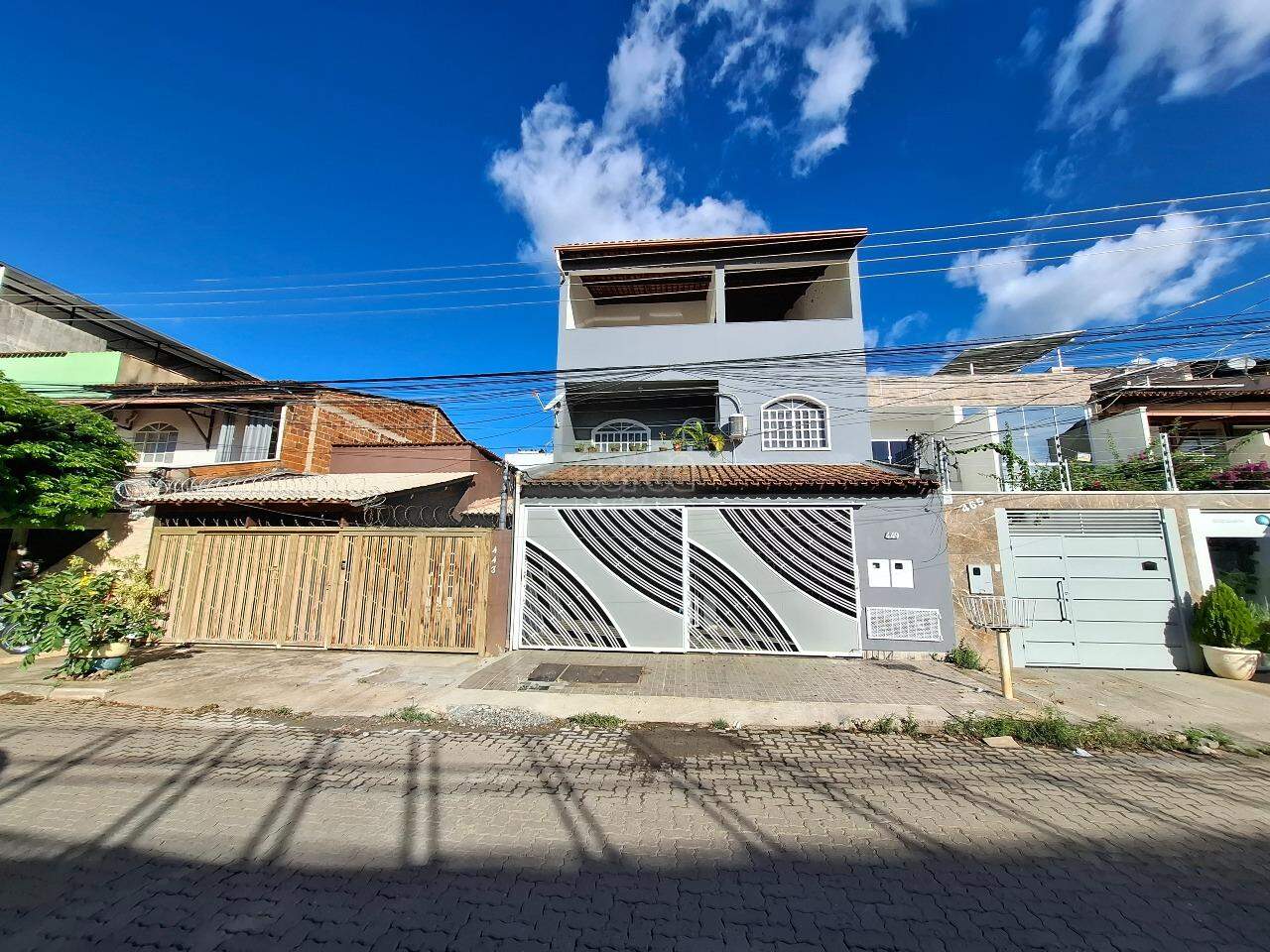Imagem: Casa para aluguel, 2 quartos, 1 vaga, Vila Bretas - Governador Valadares/MG