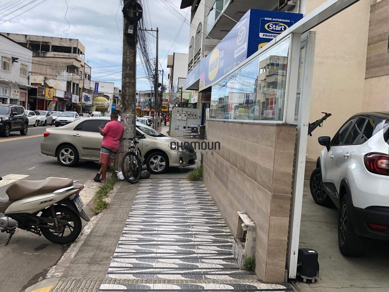 Casa à venda no Muquiçaba: Casa em ponto comercial, em Muquiçaba ES Guarapari