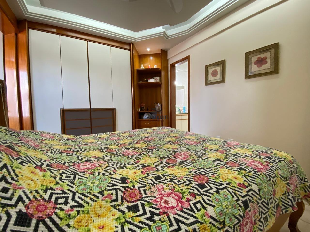 Apartamento à venda no Centro Guarapari: 