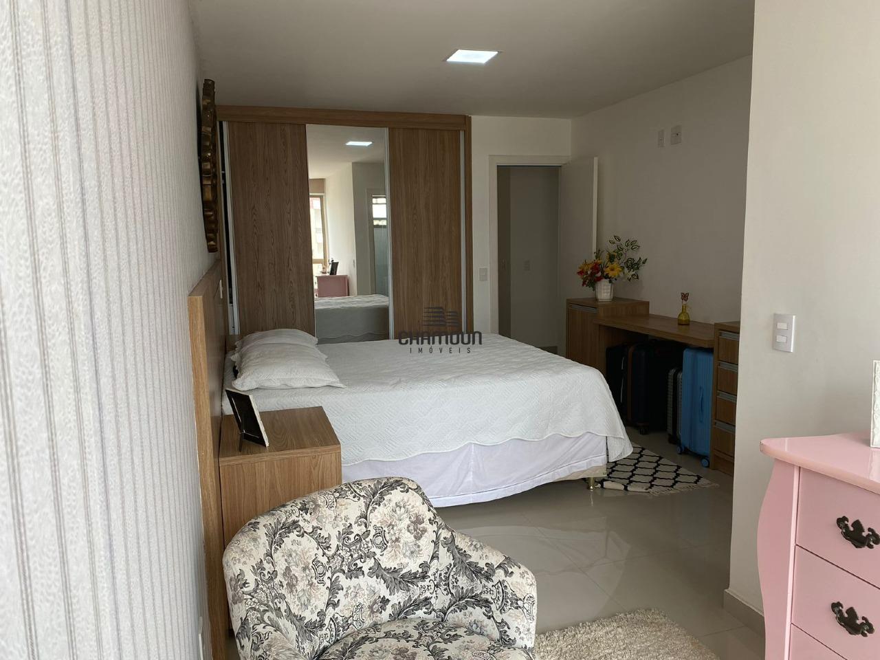 Apartamento à venda no Praia do Morro:  4 quartos (2 suíte) e 2 vagas de garagem, á venda na  Praia do Morro - Guarapari/ES