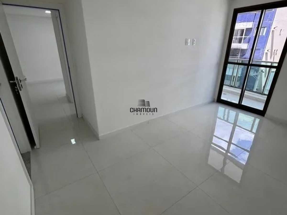 Apartamento à venda no Praia da Costa: 3 quartos, 2 suítes sendo uma canadense ES