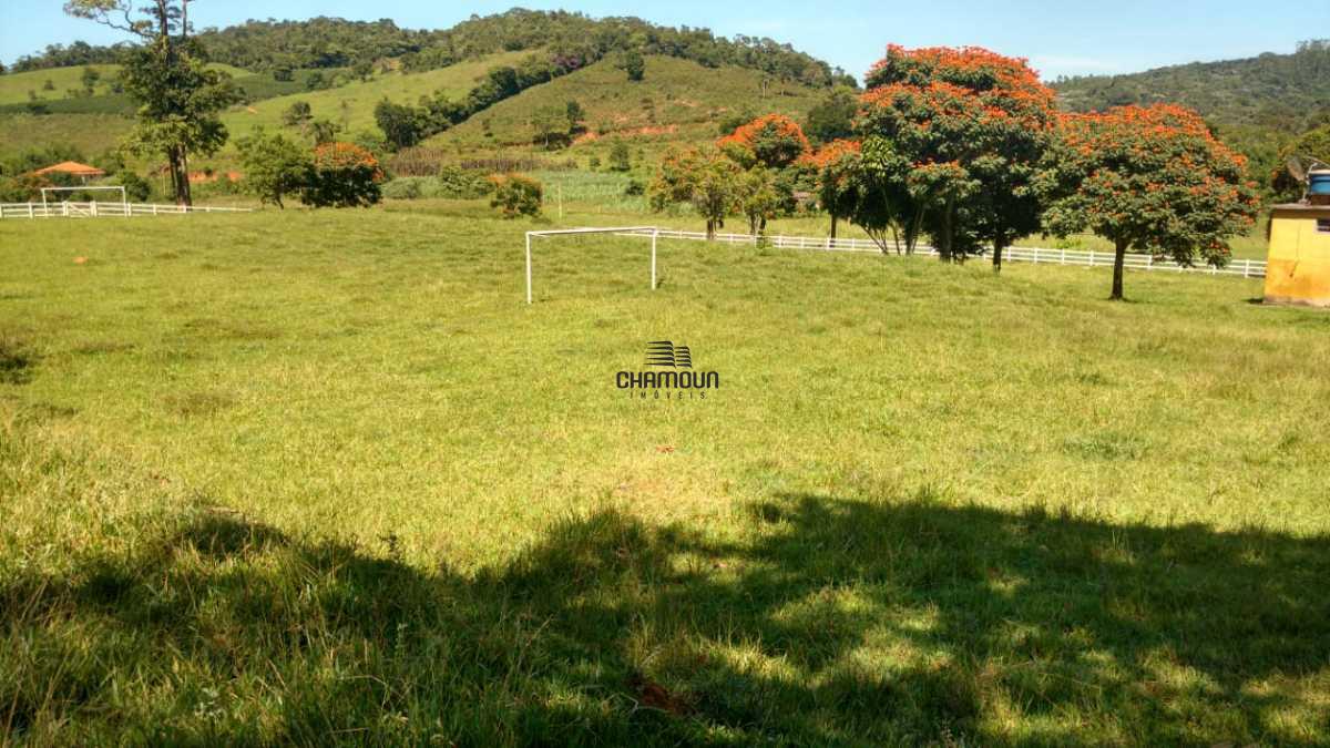 Fazenda à venda no Centro: 