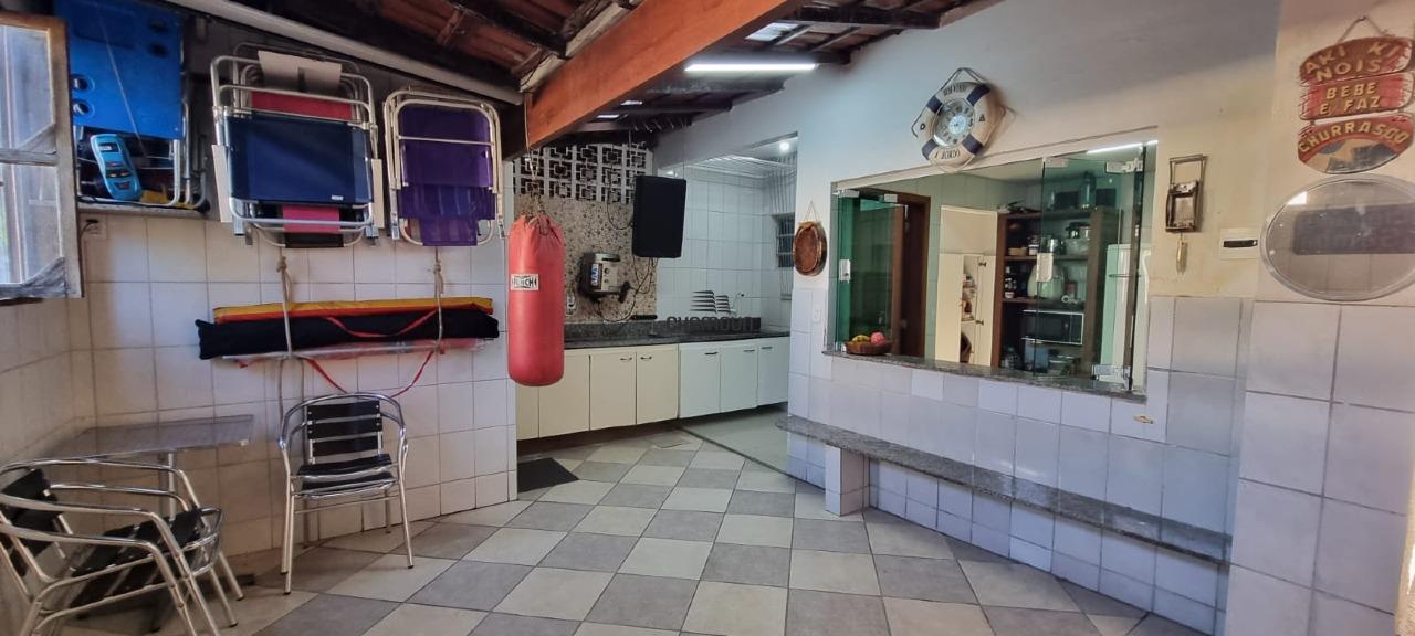 Casa em Condomínio à venda no Meaipe: Casa à venda com 2 quartos em Guarapari, Meaípe.