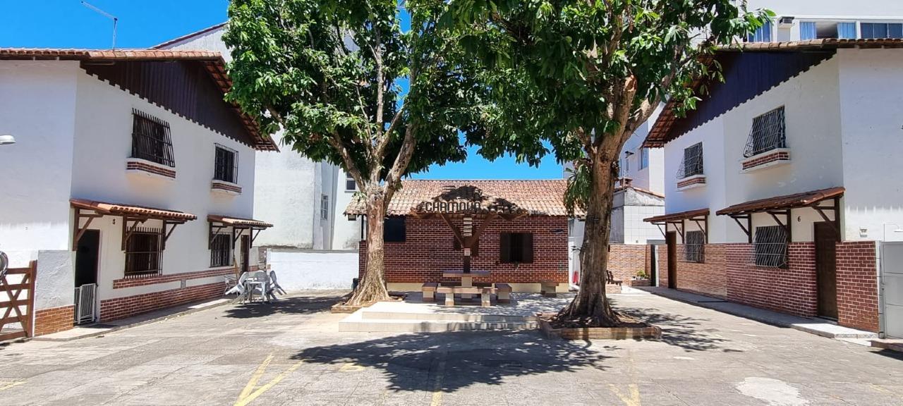 Casa em Condomínio à venda no Meaipe: Casa à venda com 2 quartos em Guarapari, Meaípe.